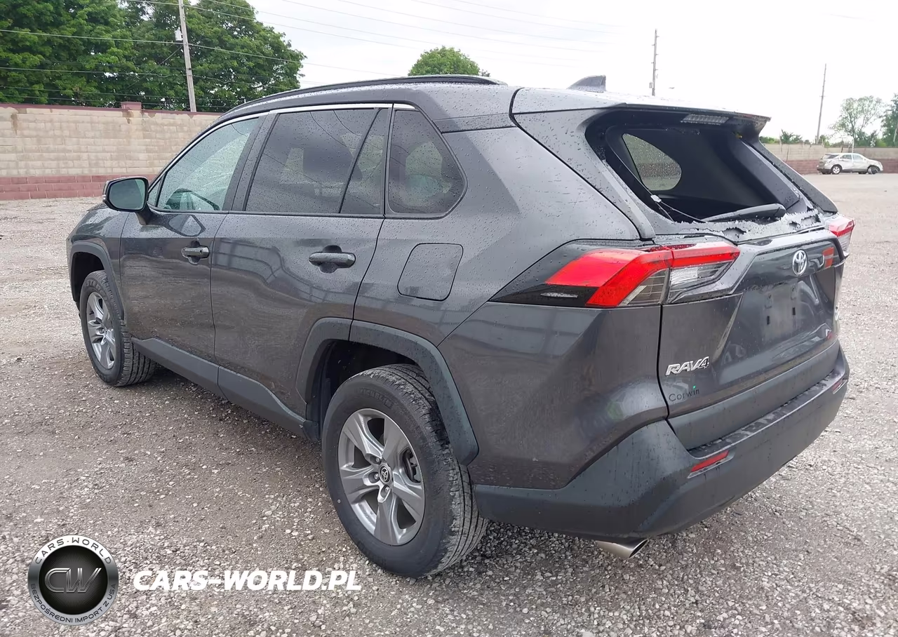 2022 Toyota Rav4 Xle VIN:2T3P1RFV0NW257049 - 3