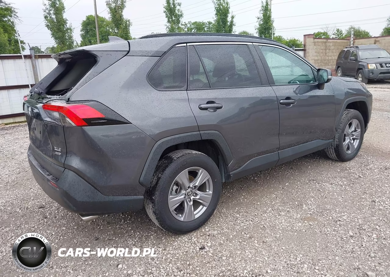 2022 Toyota Rav4 Xle VIN:2T3P1RFV0NW257049 - 4