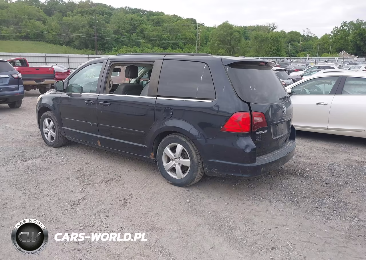 2011 Volkswagen Routan Se VIN:2V4RW3DG5BR643408 - 3
