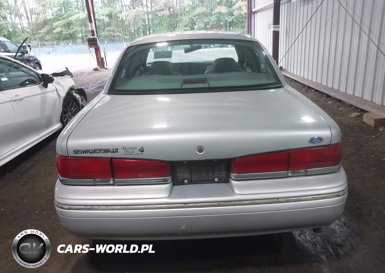 1997 Ford Crown Victoria Lx VIN:2FALP74W4VX220403 - 16