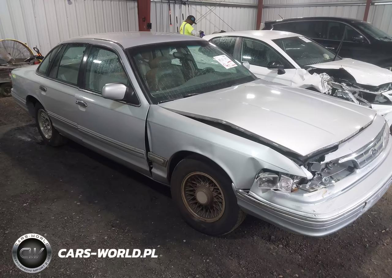 1997 Ford Crown Victoria Lx VIN:2FALP74W4VX220403 - 6