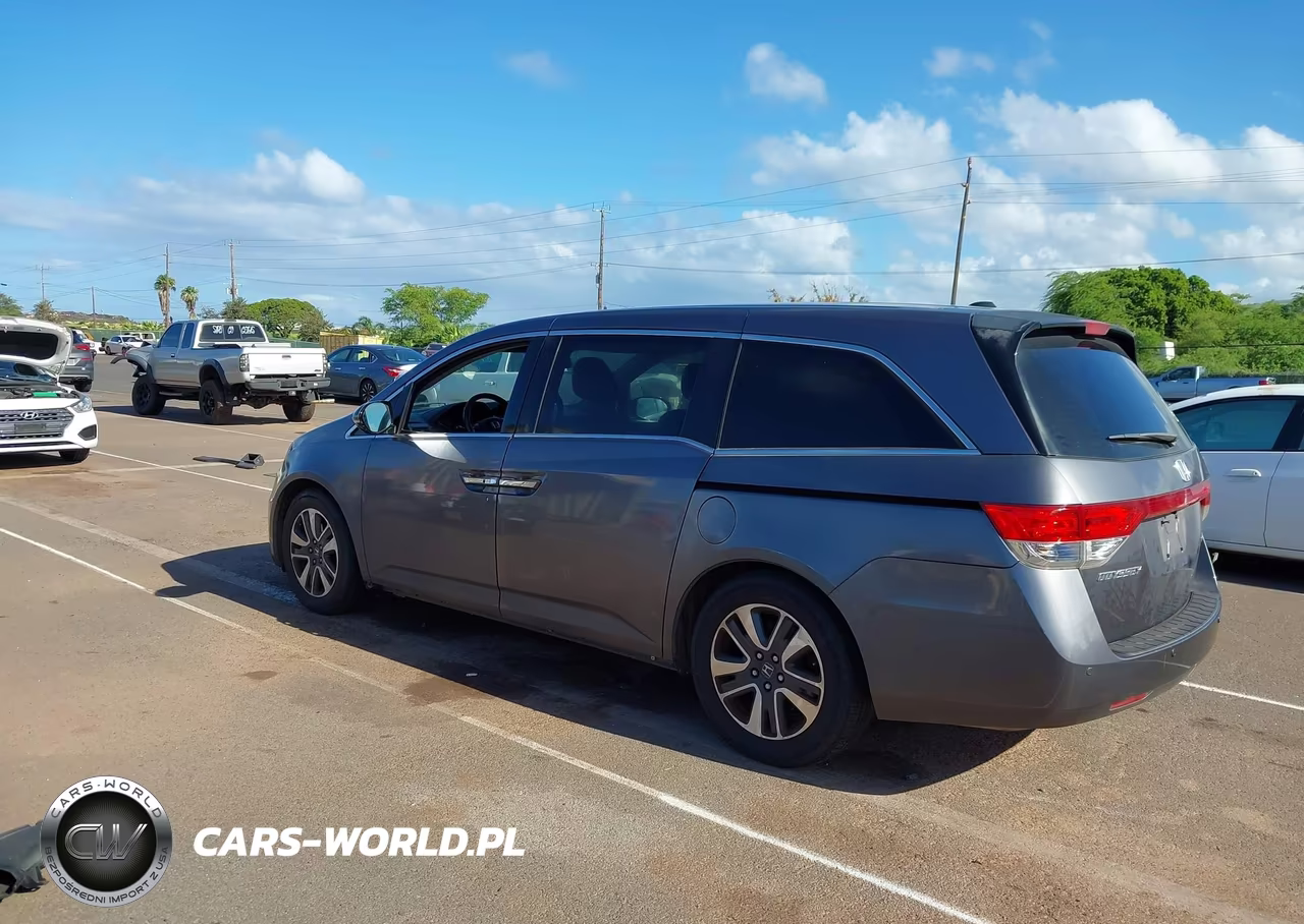 2015 Honda Odyssey Touring-Touring Elite VIN:5FNRL5H99FB097336 - 3