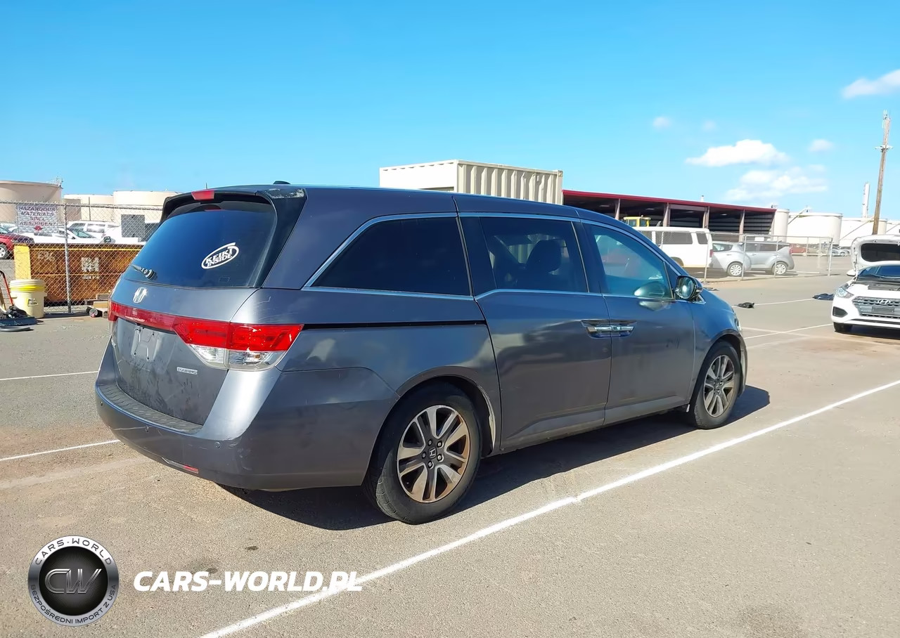 2015 Honda Odyssey Touring-Touring Elite VIN:5FNRL5H99FB097336 - 4