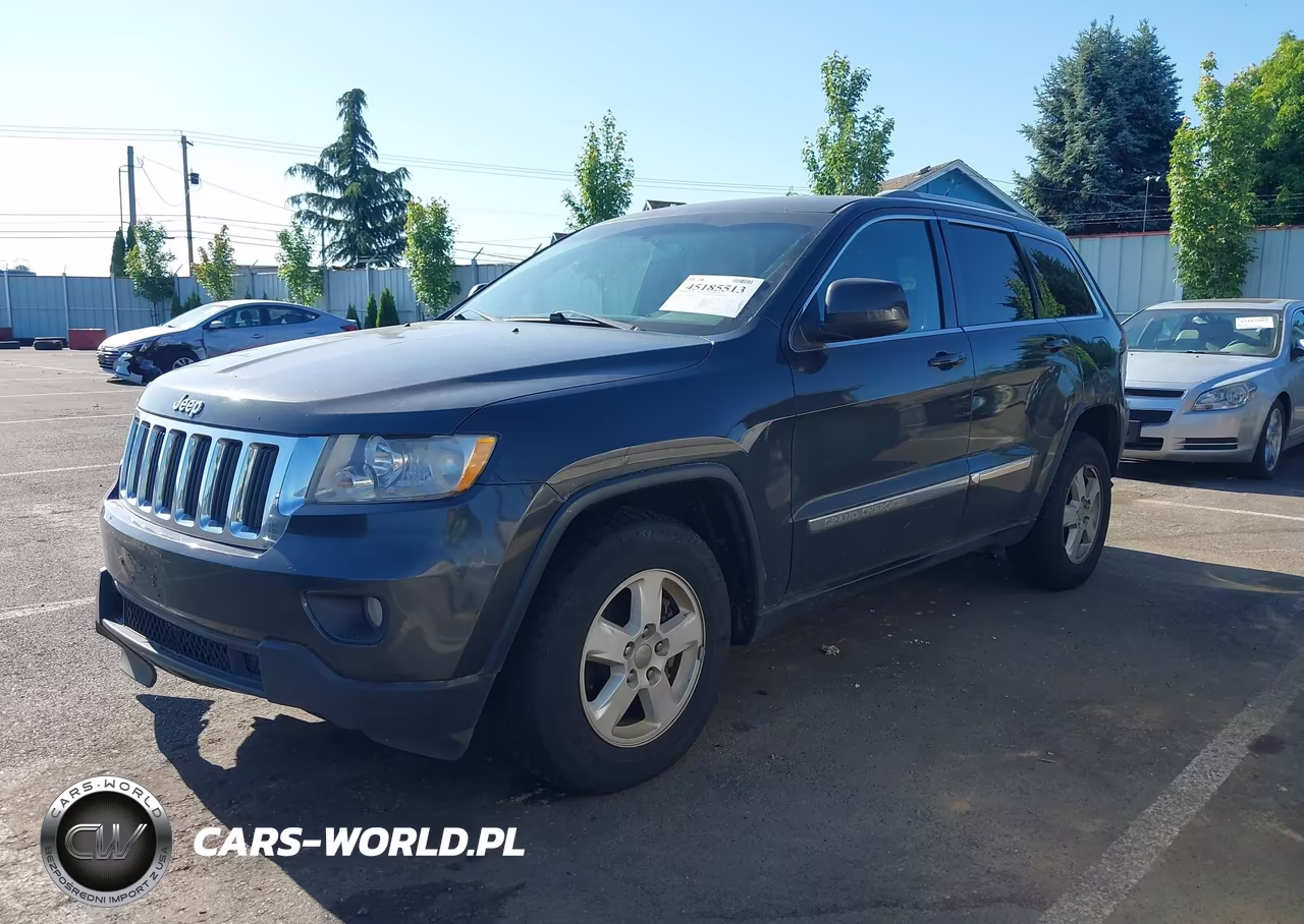 2011 Jeep Grand Cherokee Laredo VIN:1J4RR4GG6BC590126 - 2