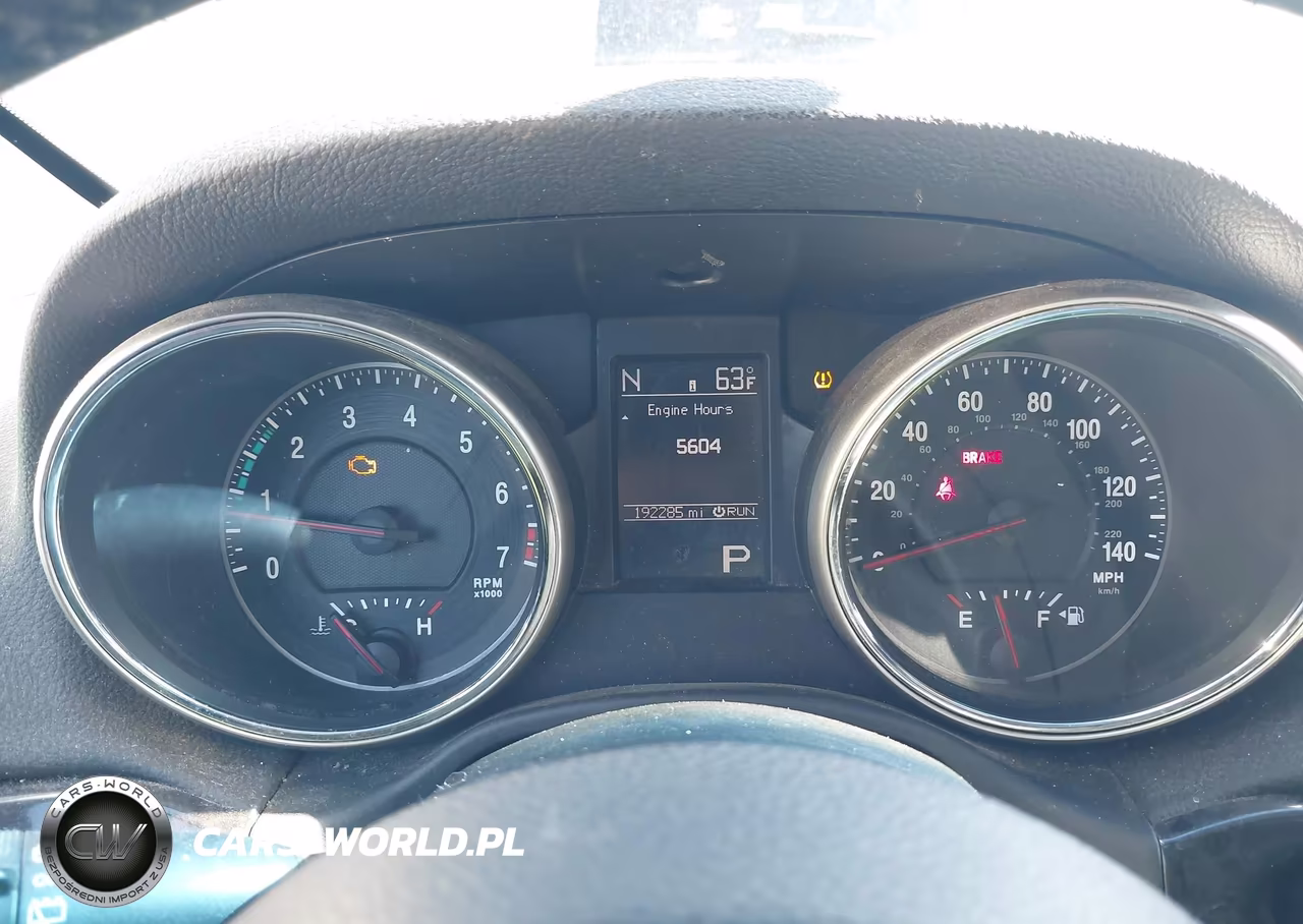 2011 Jeep Grand Cherokee Laredo VIN:1J4RR4GG6BC590126 - 7