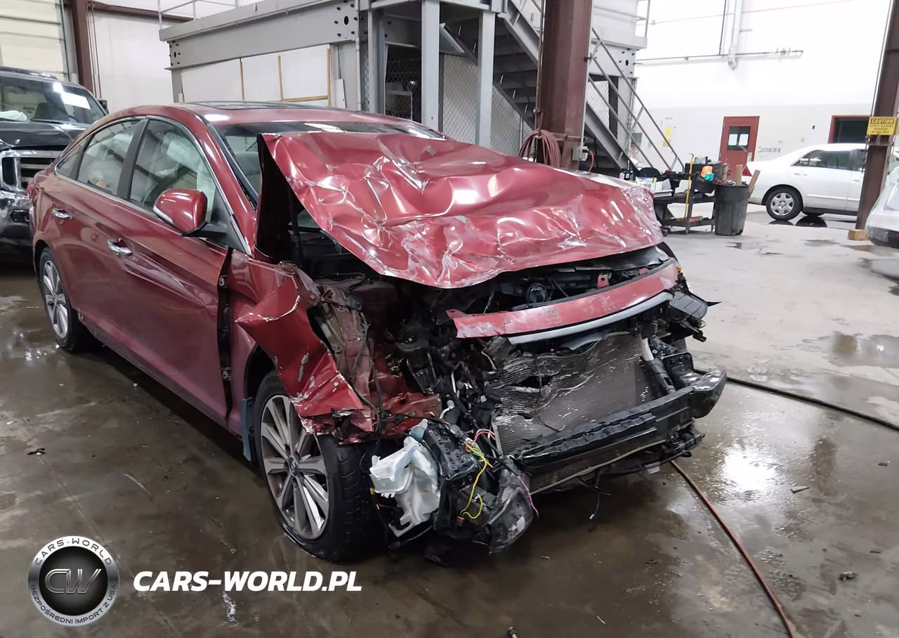2016 Hyundai Sonata Limited VIN:5NPE34AF5GH367397 - 17