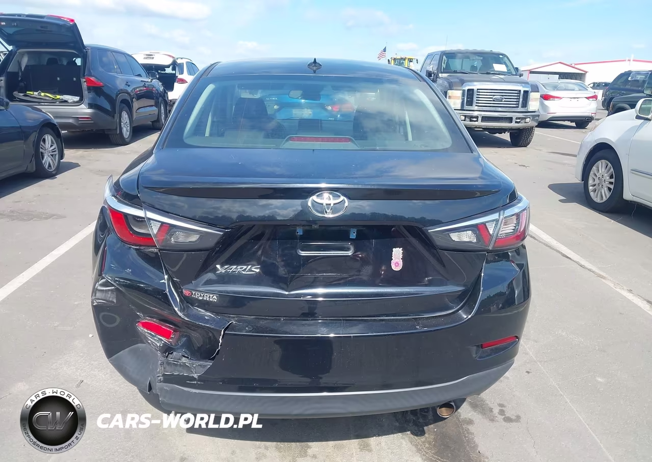2019 Toyota Yaris Le VIN:3MYDLBYV9KY513049 - 16
