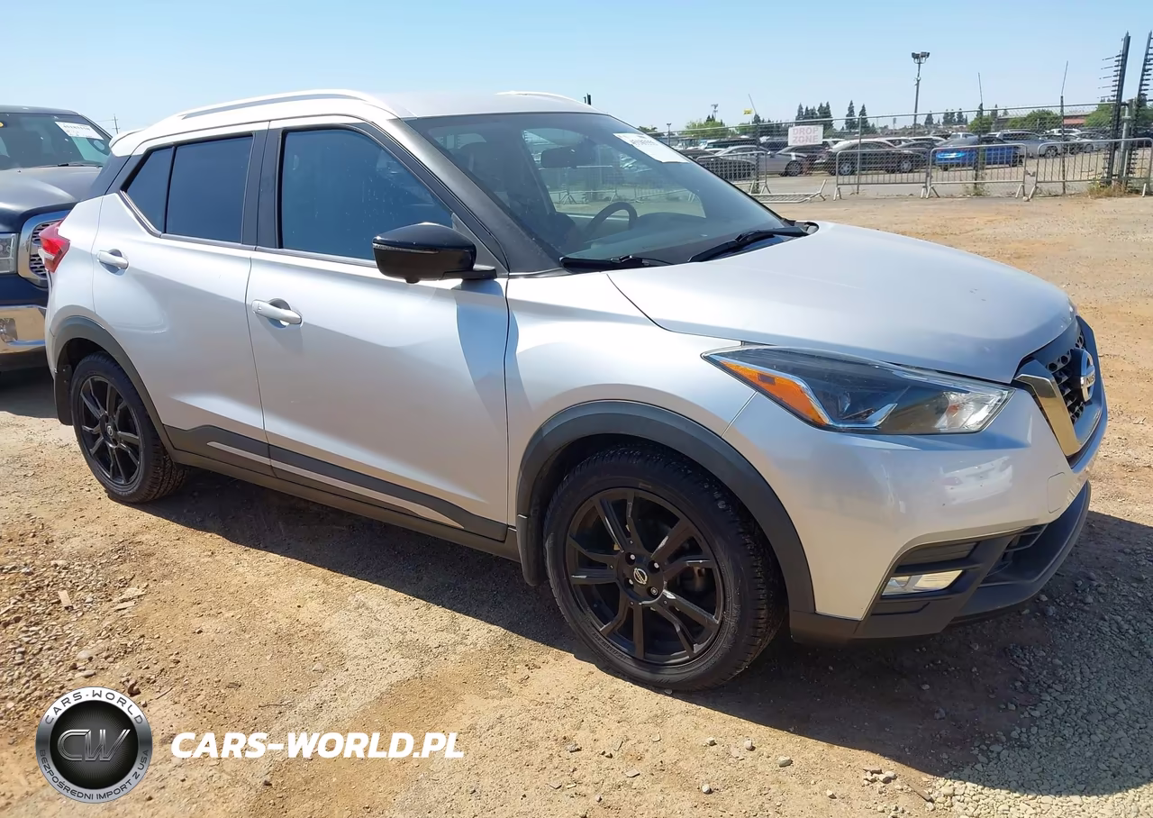 2019 Nissan Kicks Sr