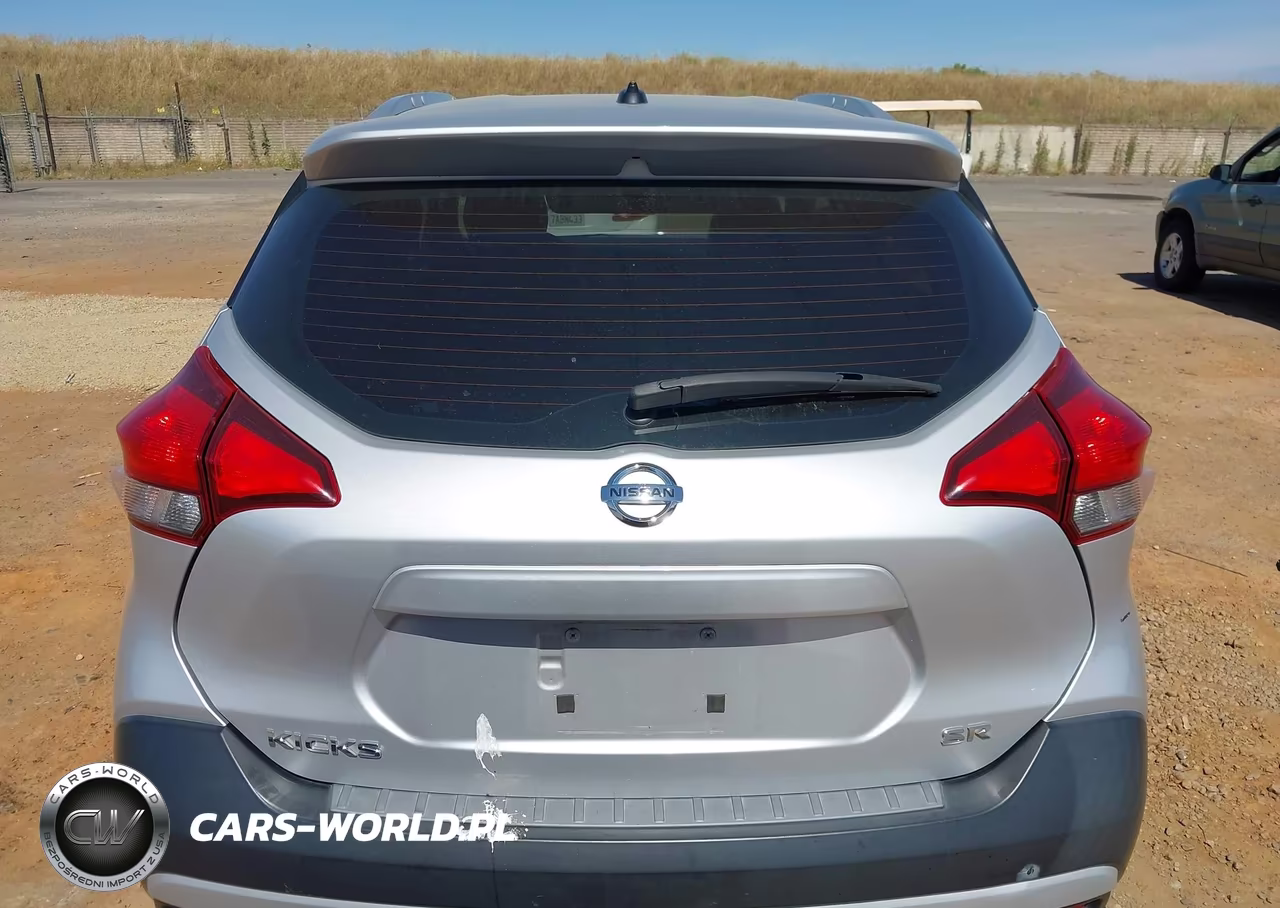 2019 Nissan Kicks Sr VIN:3N1CP5CU9KL494663 - 16