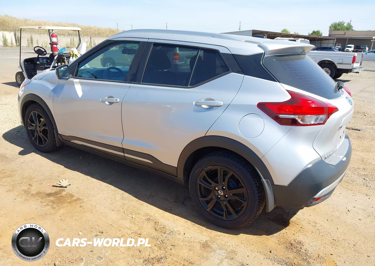 2019 Nissan Kicks Sr VIN:3N1CP5CU9KL494663 - 3