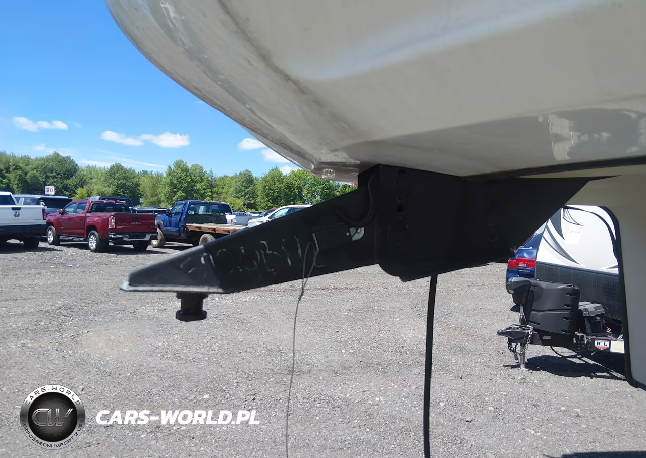 2017 Coachmen Other VIN:5ZT3CH2B1HA314925 - 10