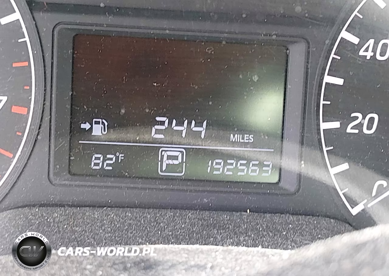 2016 Nissan Sentra S VIN:3N1AB7AP0GY272988 - 16