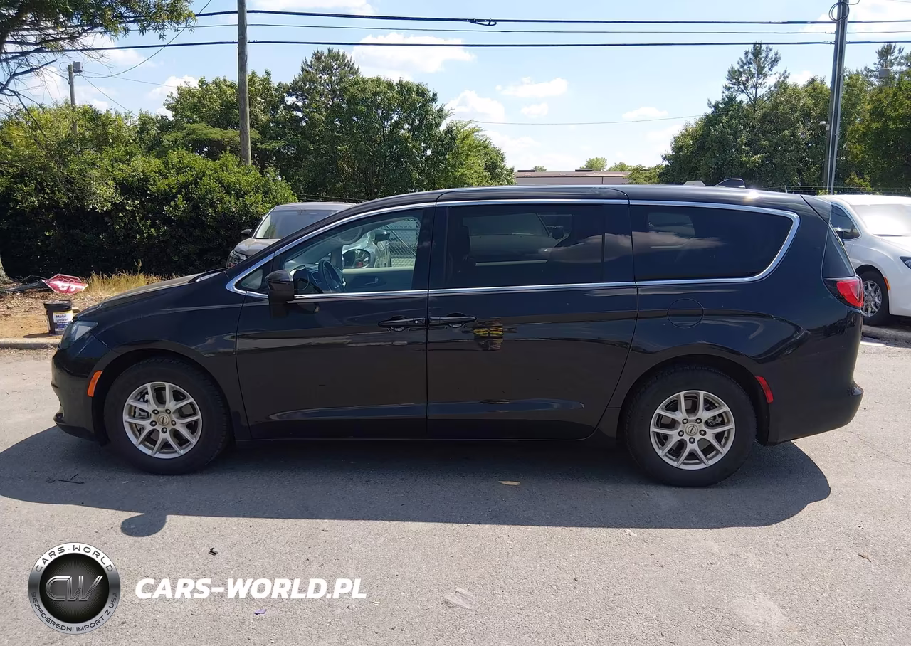 2021 Chrysler Voyager Lx VIN:2C4RC1CG6MR568486 - 14