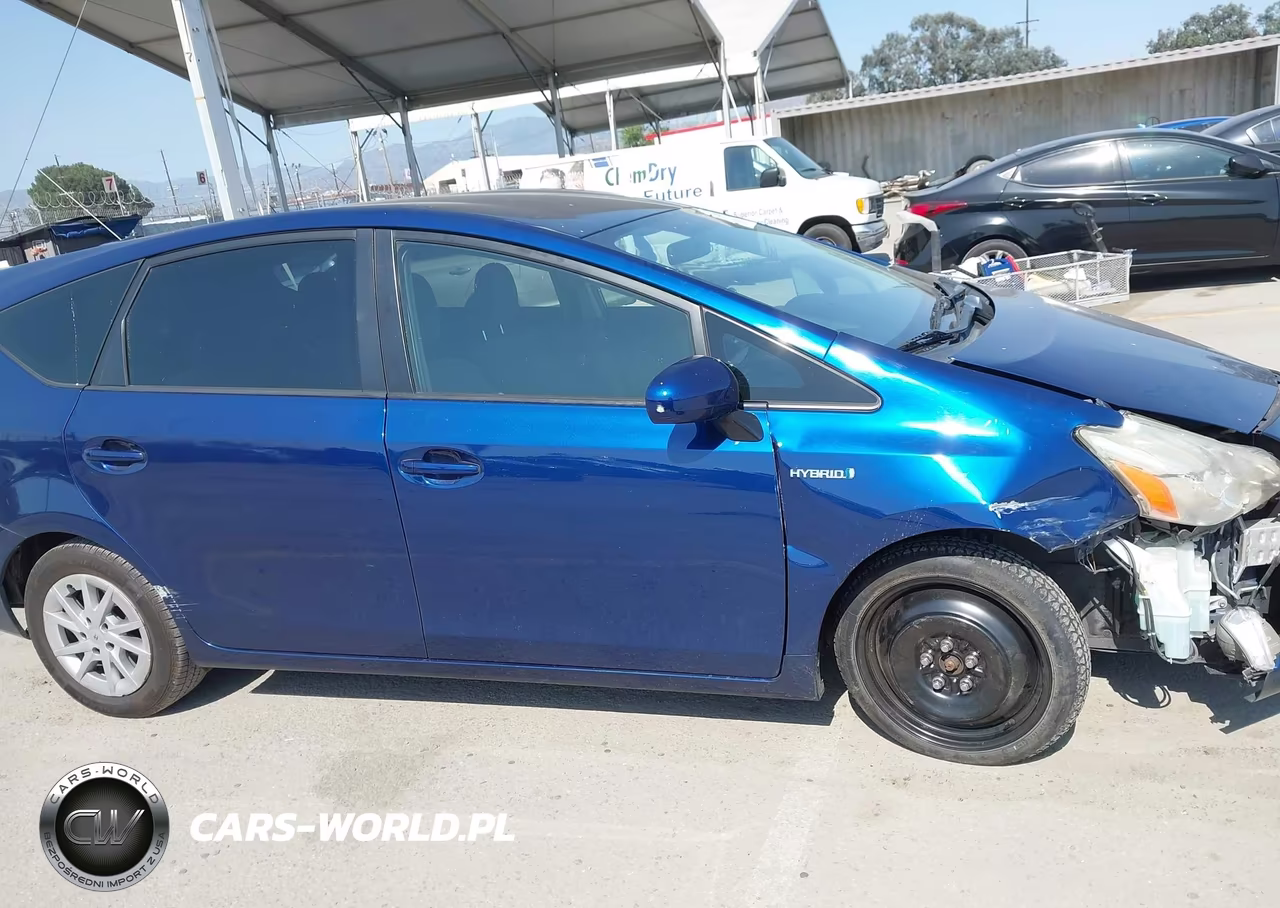 2012 Toyota Prius V Three VIN:JTDZN3EU4C3026982 - 13