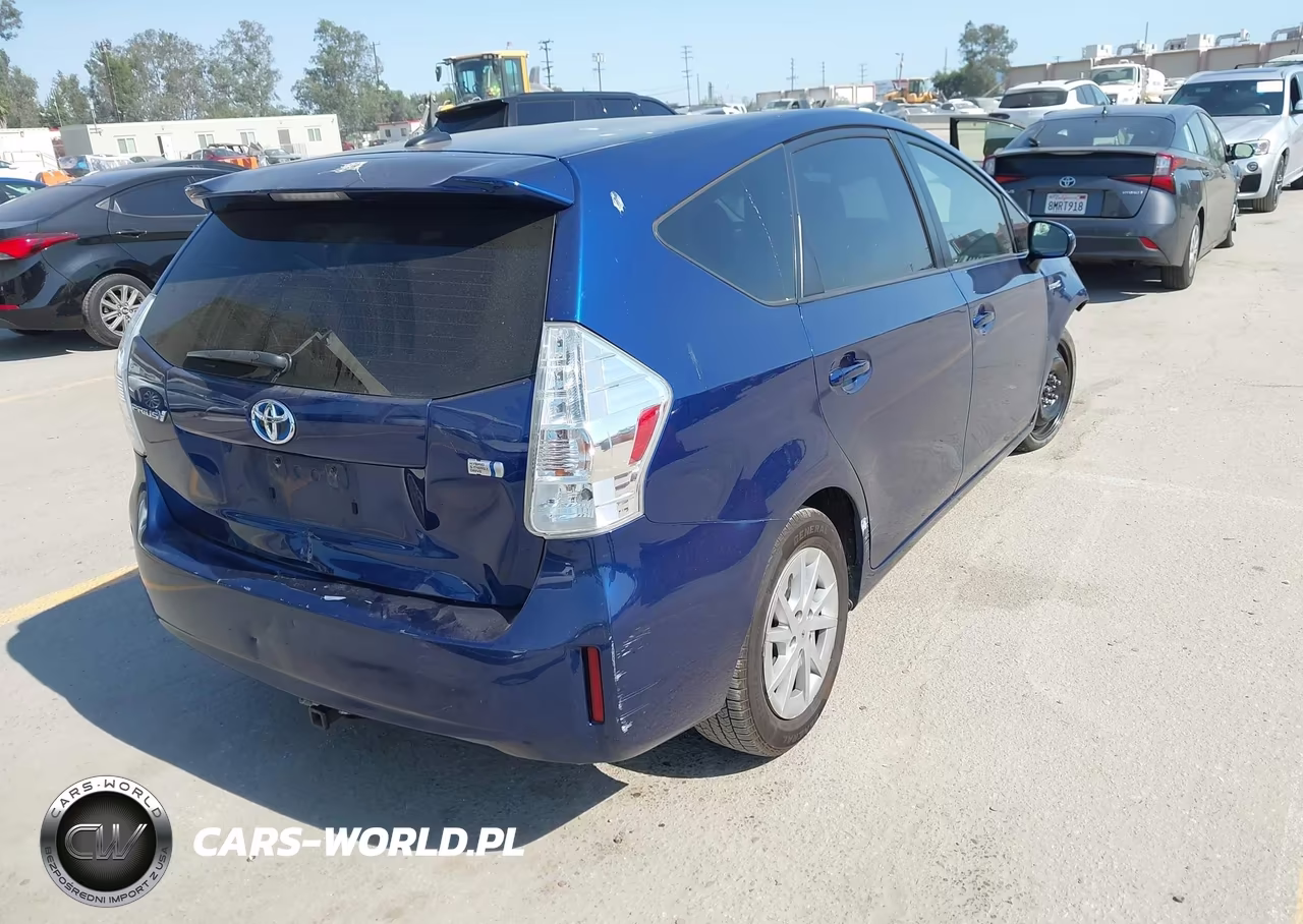 2012 Toyota Prius V Three VIN:JTDZN3EU4C3026982 - 4