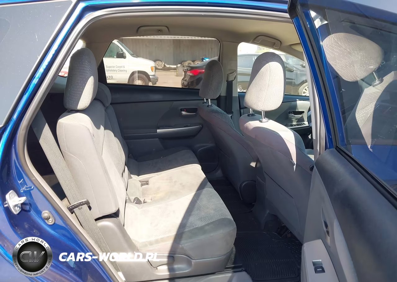 2012 Toyota Prius V Three VIN:JTDZN3EU4C3026982 - 8