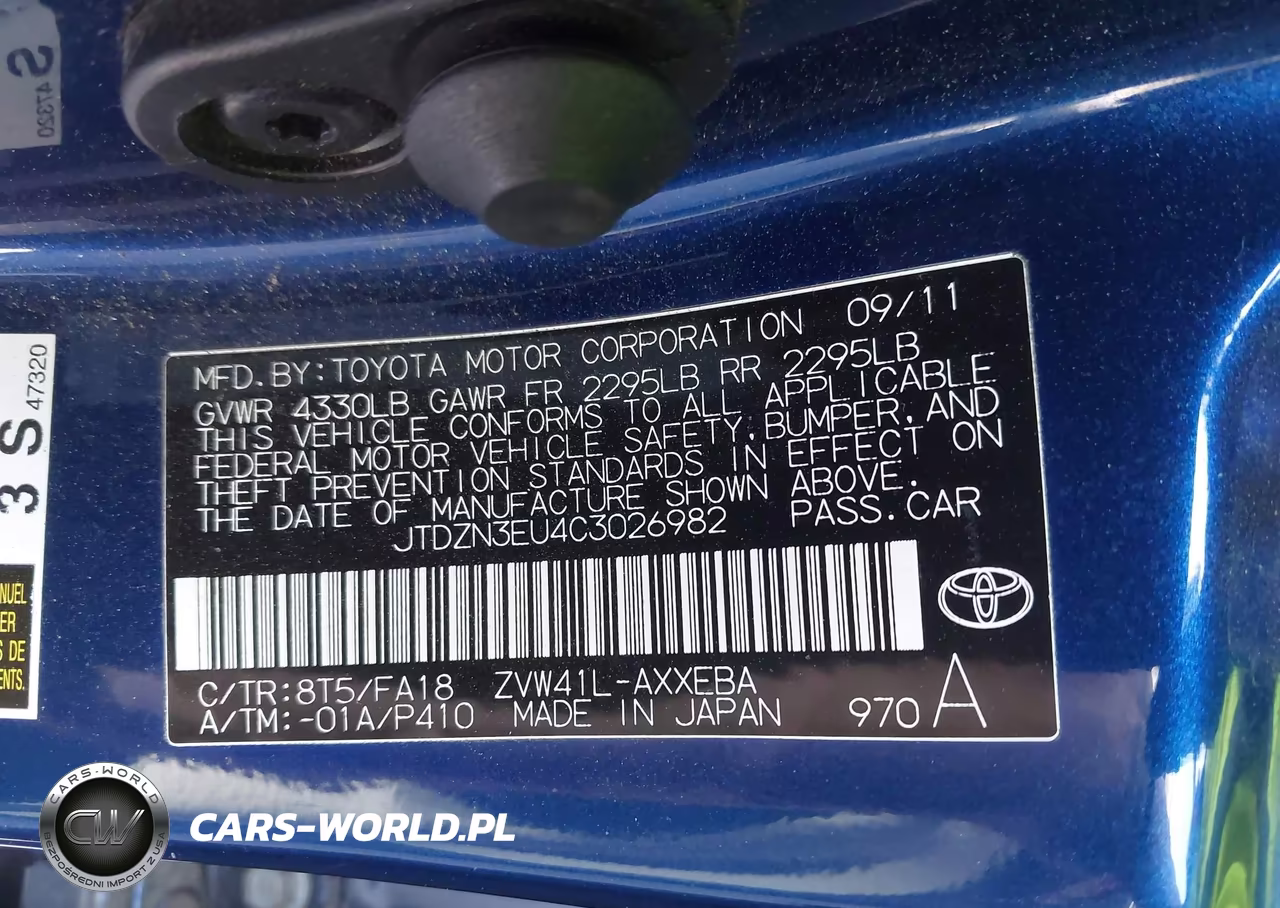 2012 Toyota Prius V Three VIN:JTDZN3EU4C3026982 - 9