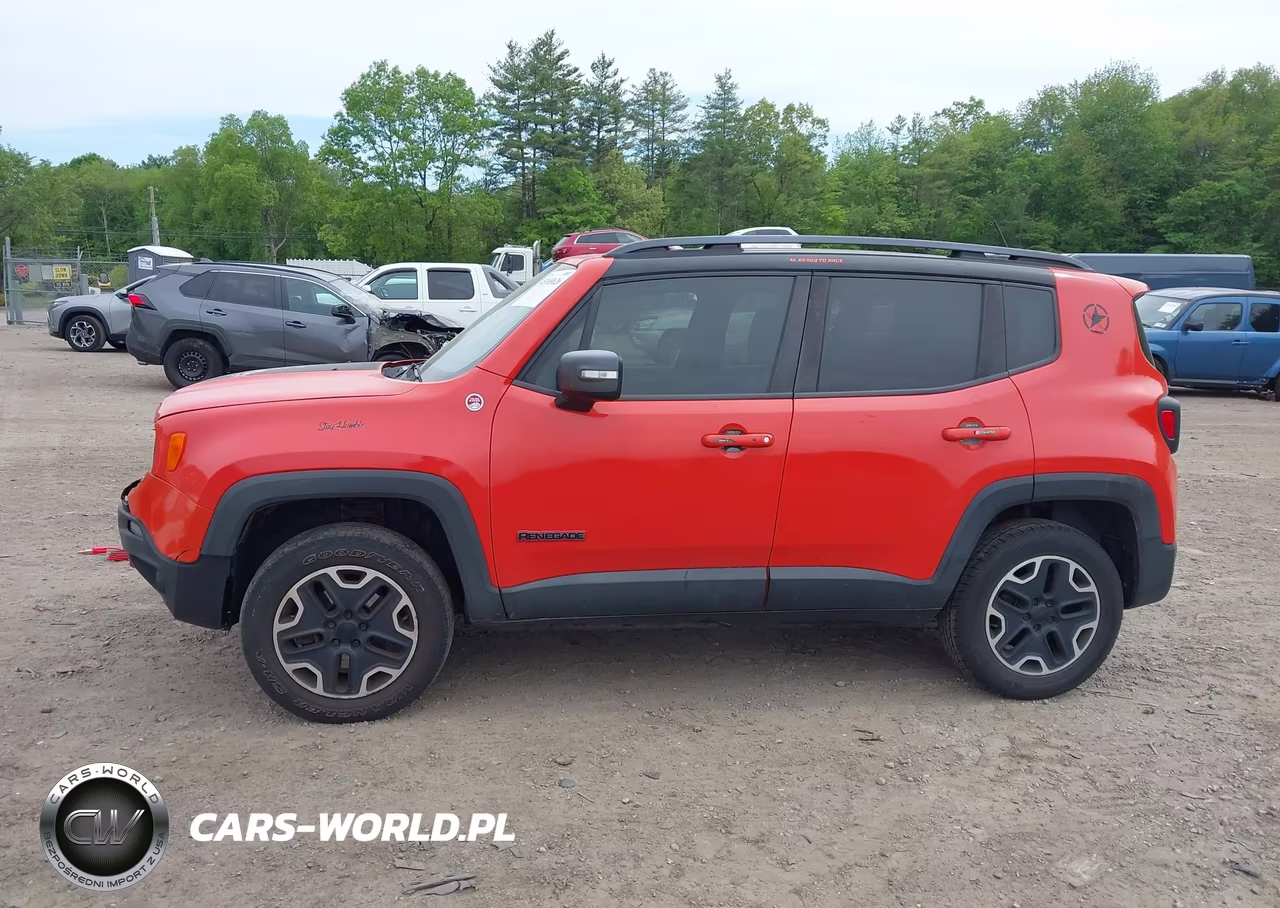 2015 Jeep Renegade Trailhawk VIN:ZACCJBCT1FPB33641 - 14