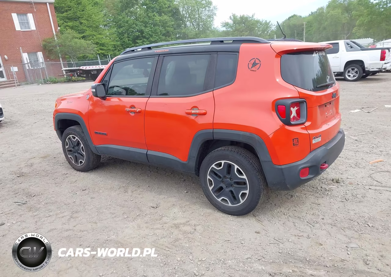 2015 Jeep Renegade Trailhawk VIN:ZACCJBCT1FPB33641 - 3