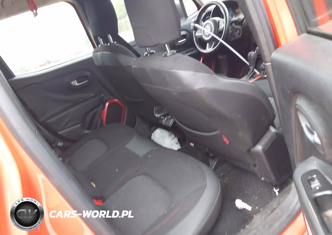 2015 Jeep Renegade Trailhawk VIN:ZACCJBCT1FPB33641 - 8
