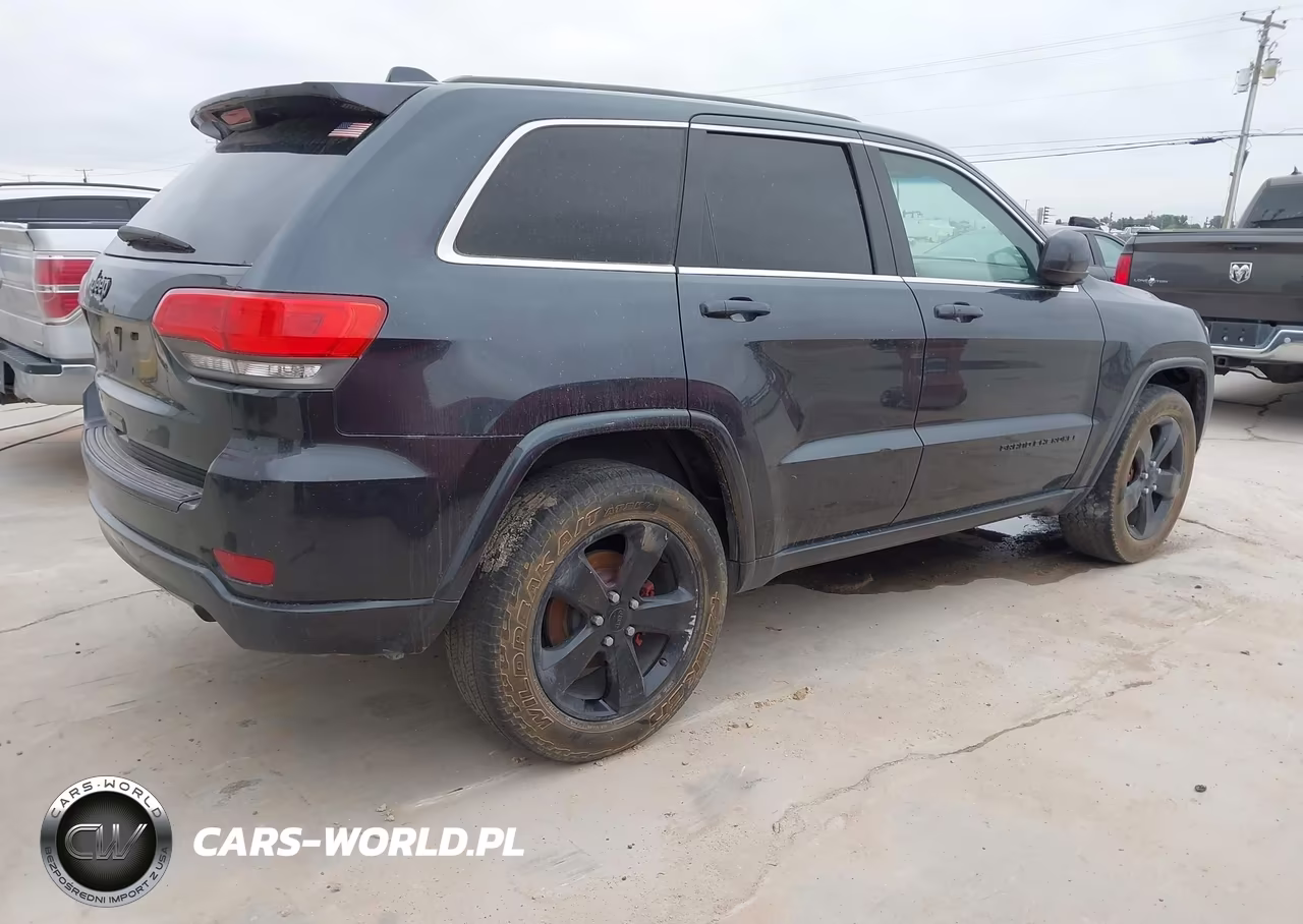 2015 Jeep Grand Cherokee Altitude VIN:1C4RJFAG3FC675321 - 4