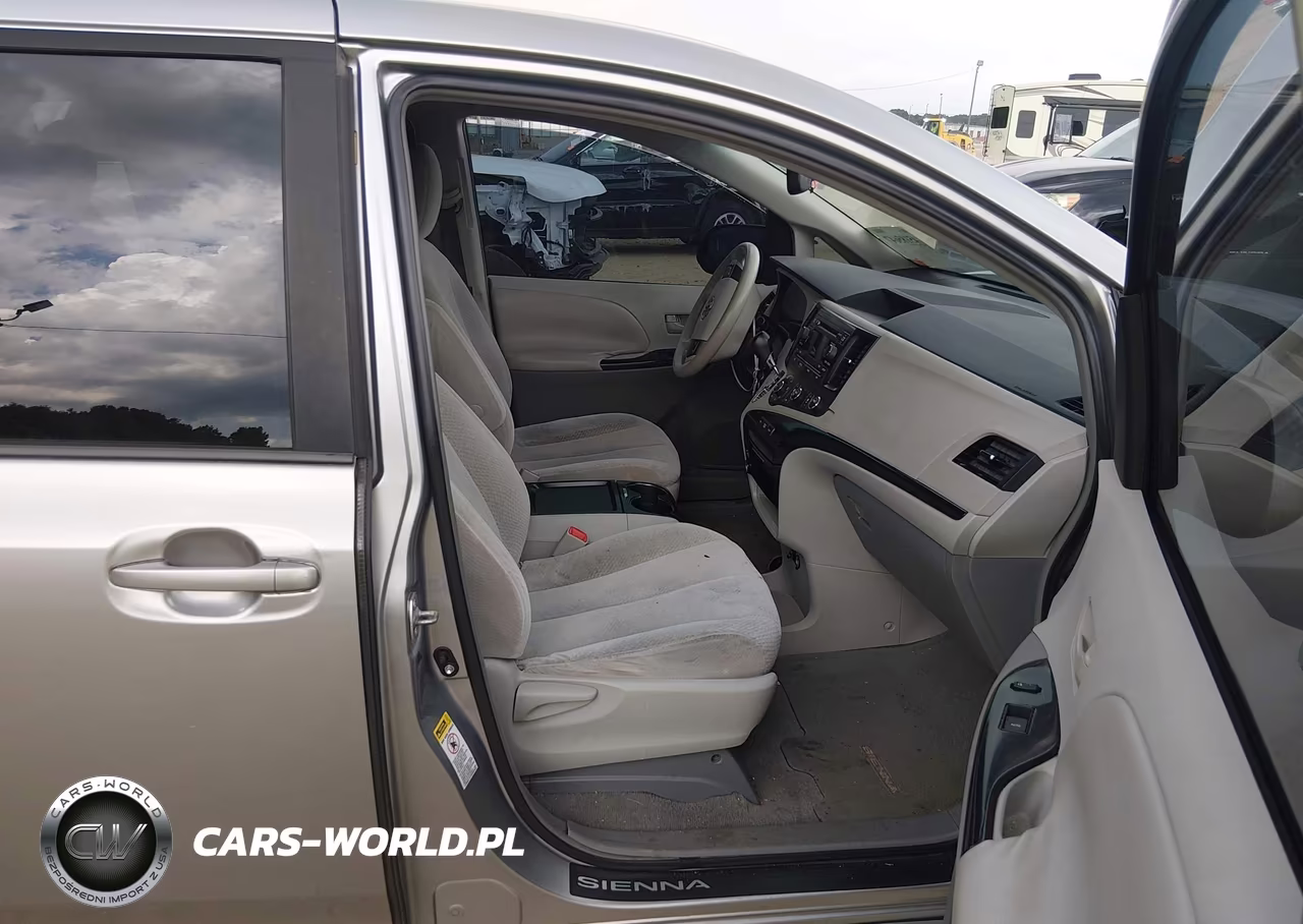 2011 Toyota Sienna Le V6 VIN:5TDKK3DC3BS043496 - 5