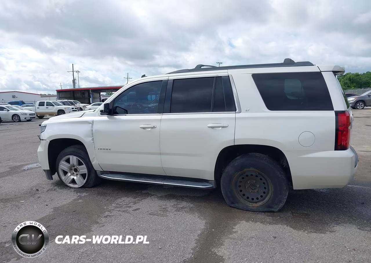 2015 Chevrolet Tahoe Lt VIN:1GNSCBKC1FR184685 - 14