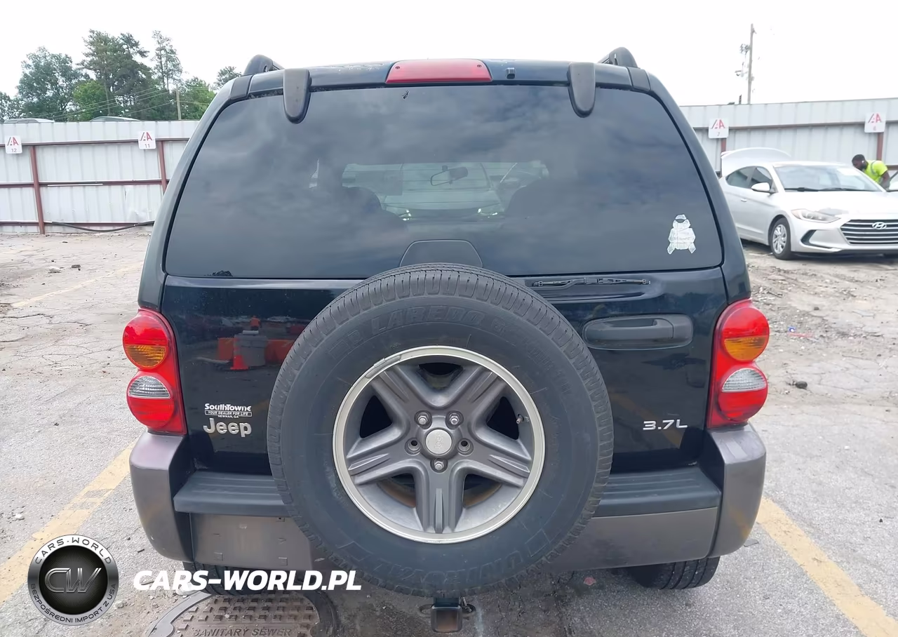 2004 Jeep Liberty Sport VIN:1J4GK48K94W301692 - 16