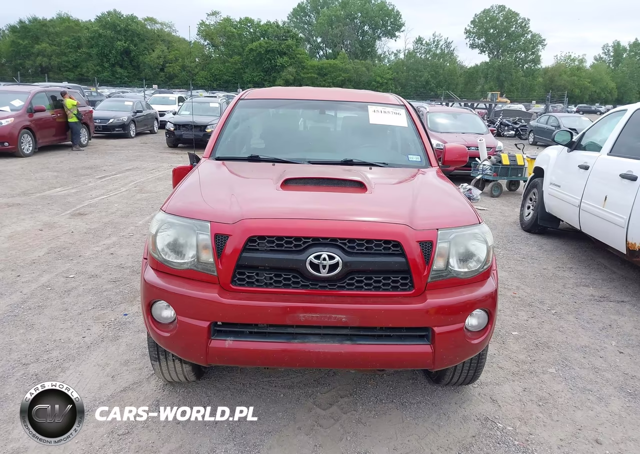 2011 Toyota Tacoma Prerunner V6 VIN:3TMKU4HN2BM030699 - 12