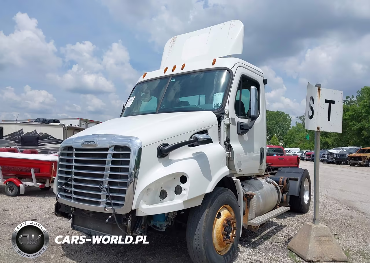 2012 Freightliner Cascadia 113 VIN:1FUBGADV2CSBS4923 - 2