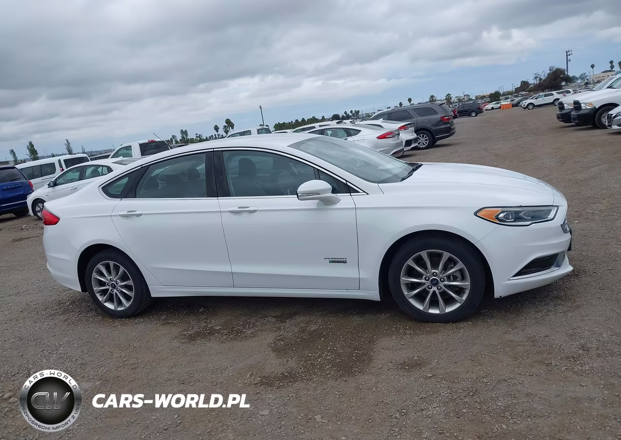 2018 Ford Fusion Energi Se Luxury VIN:3FA6P0PU3JR273620 - 14