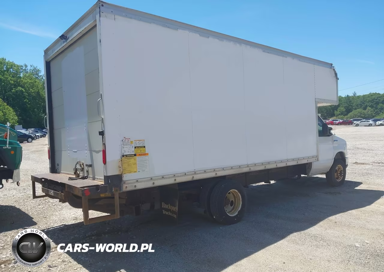 2017 Ford E-450 Cutaway VIN:1FDXE4FS0HDC23218 - 4