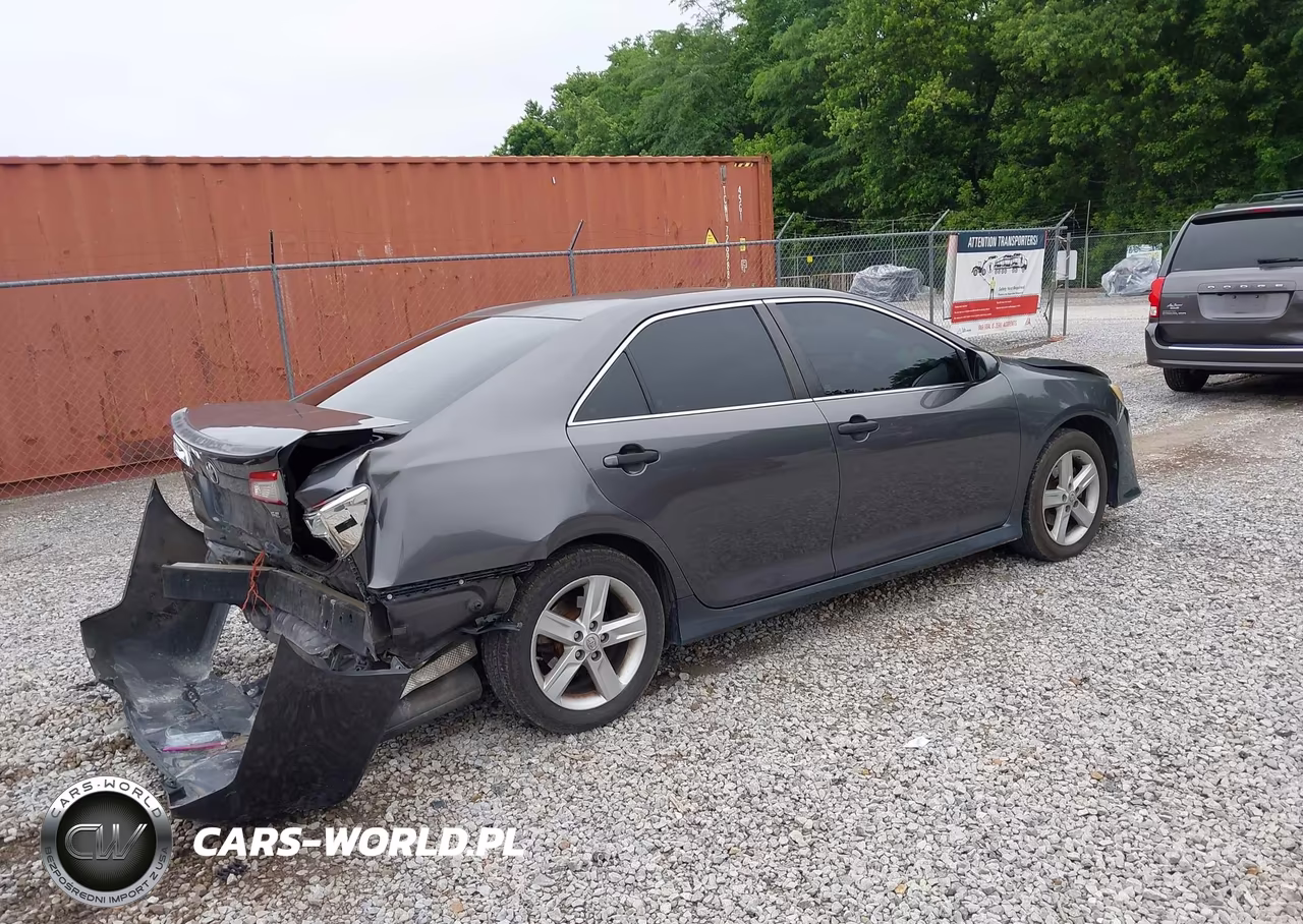 2013 Toyota Camry Se VIN:4T1BF1FK6DU261262 - 4