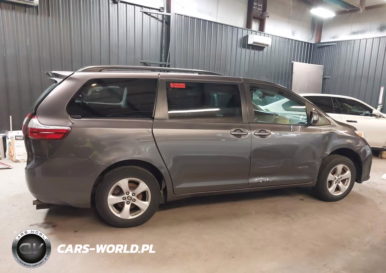 2020 Toyota Sienna Le VIN:5TDKZ3DC4LS087102 - 14