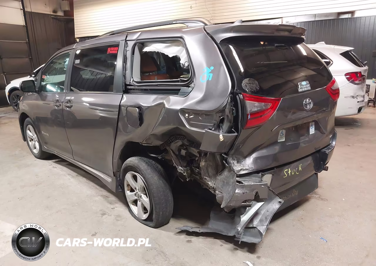 2020 Toyota Sienna Le VIN:5TDKZ3DC4LS087102 - 6