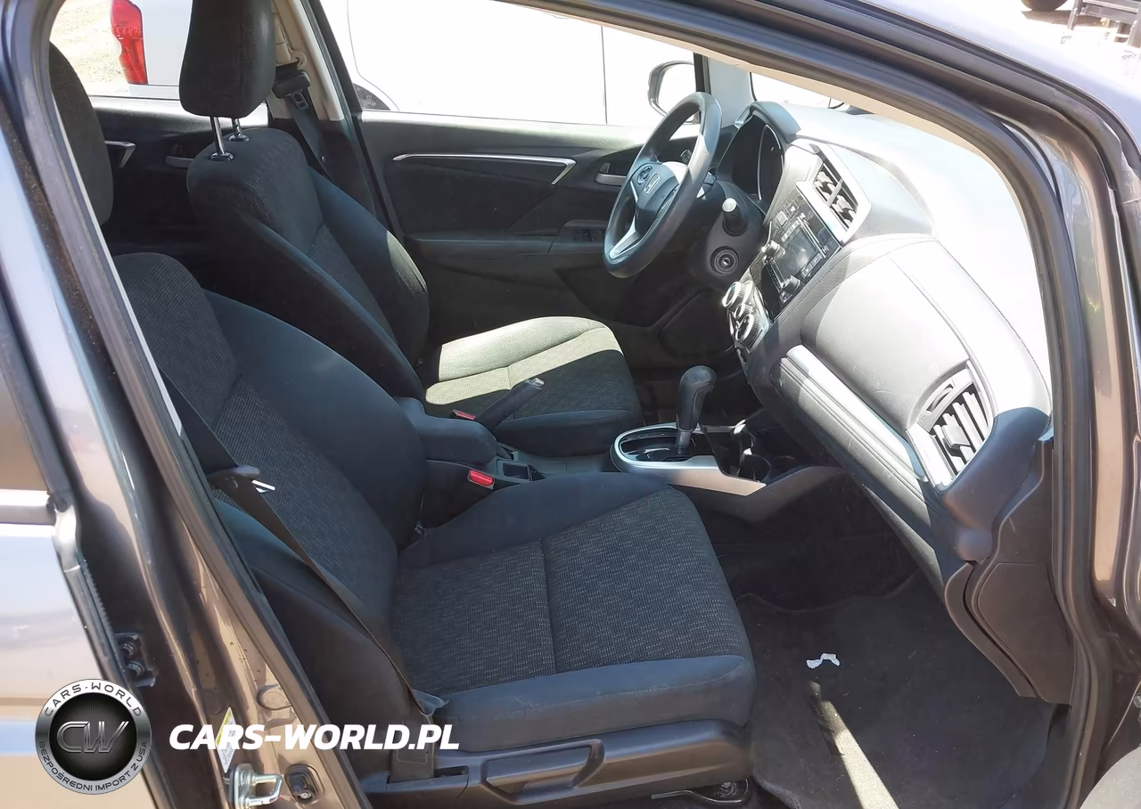 2015 Honda Fit Lx VIN:3HGGK5H51FM725023 - 5