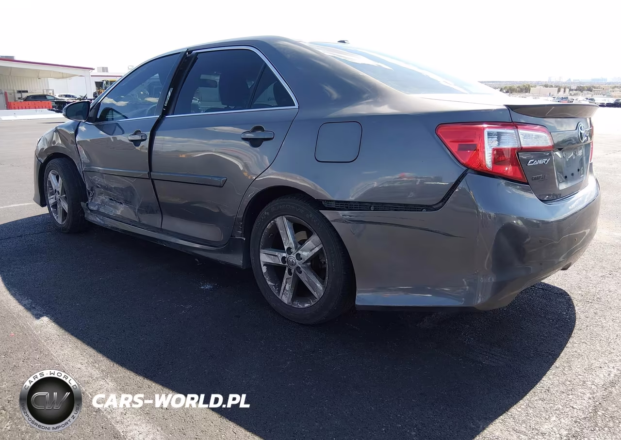 2014 Toyota Camry Se VIN:4T1BF1FK9EU856494 - 3