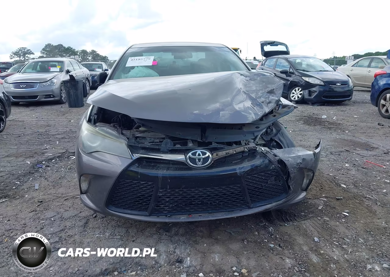 2015 Toyota Camry Se VIN:4T1BF1FKXFU114350 - 12