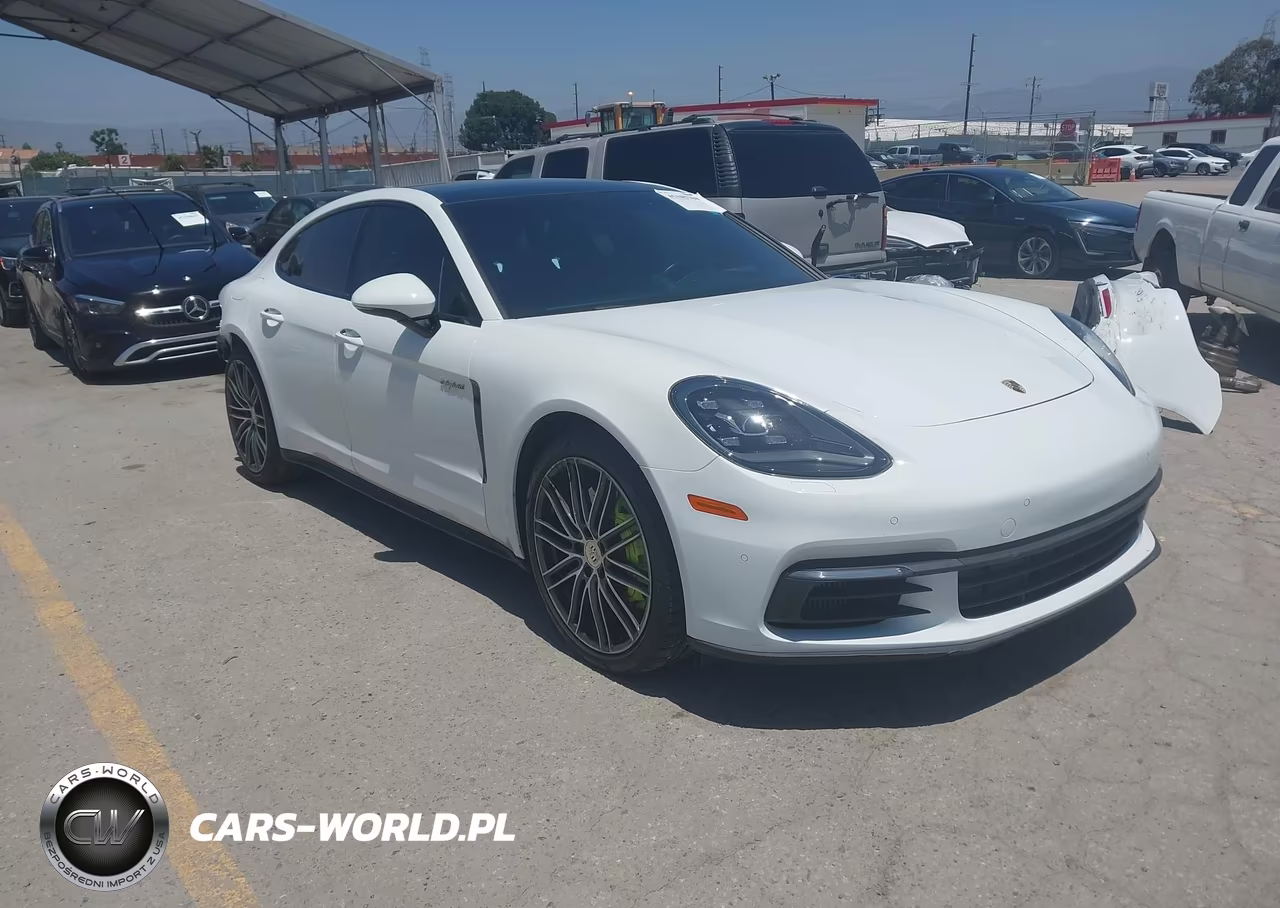 2018 Porsche Panamera E-Hybrid 4