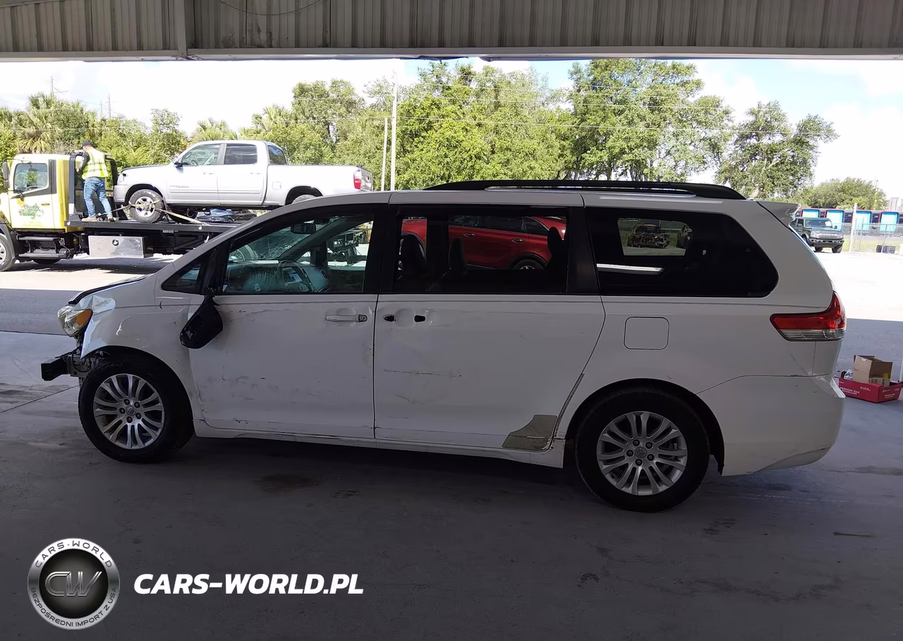 2012 Toyota Sienna Xle V6 8 Passenger VIN:5TDYK3DC4CS249602 - 15