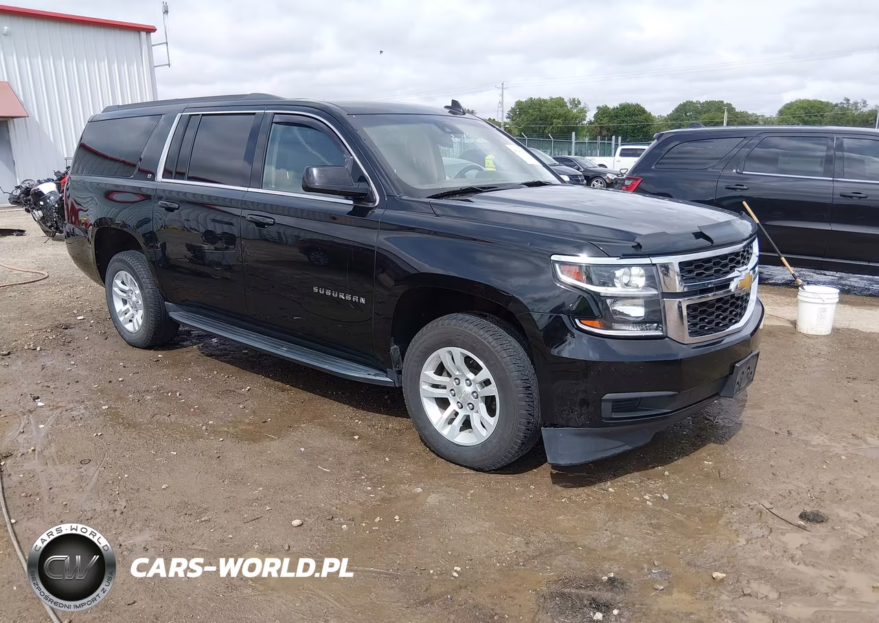 2018 Chevrolet Suburban Lt – zdjęcie 1 z 16