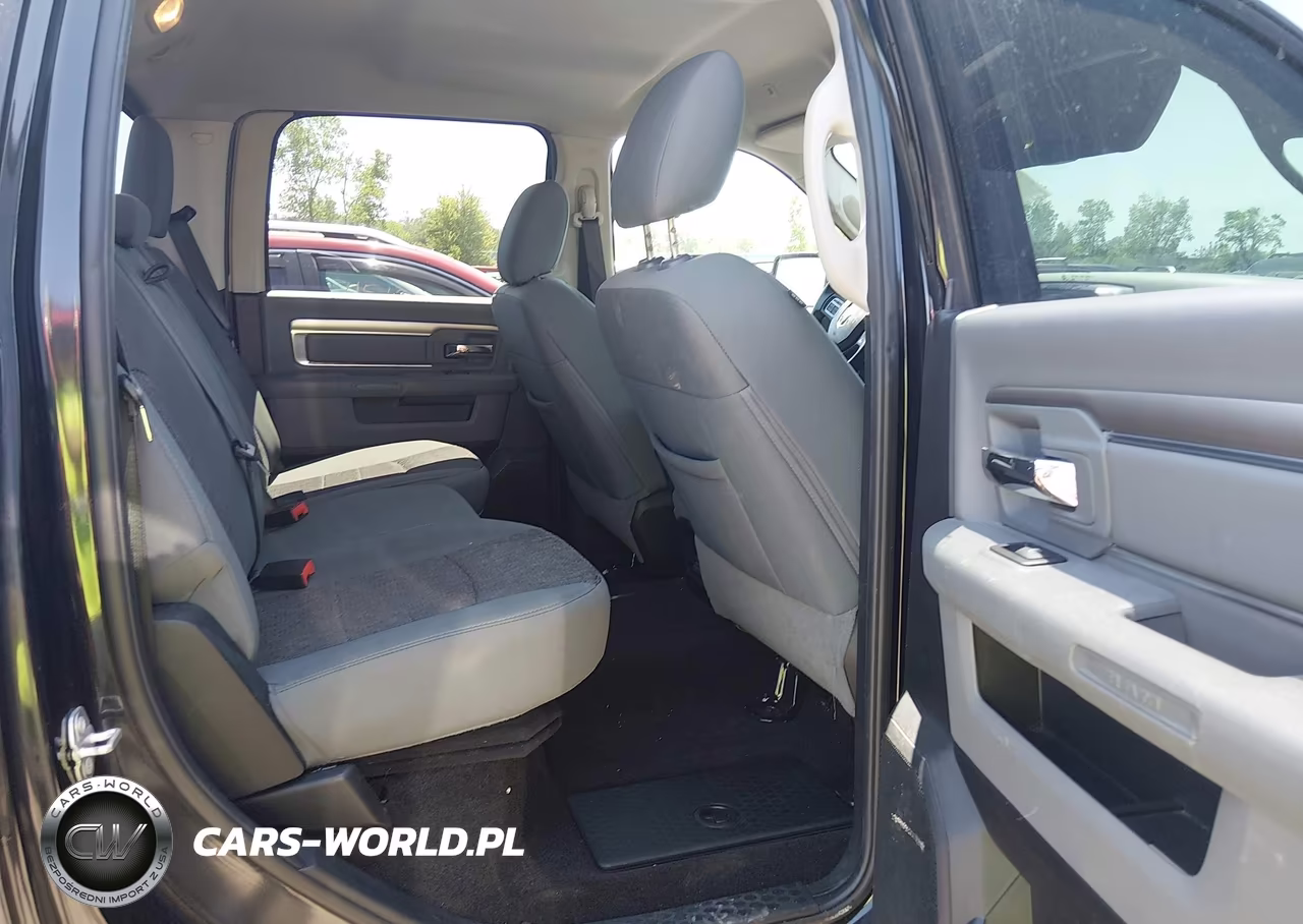 2018 Ram 1500 Big Horn 4X4 5'7 Box VIN:1C6RR7LT0JS137416 - 8