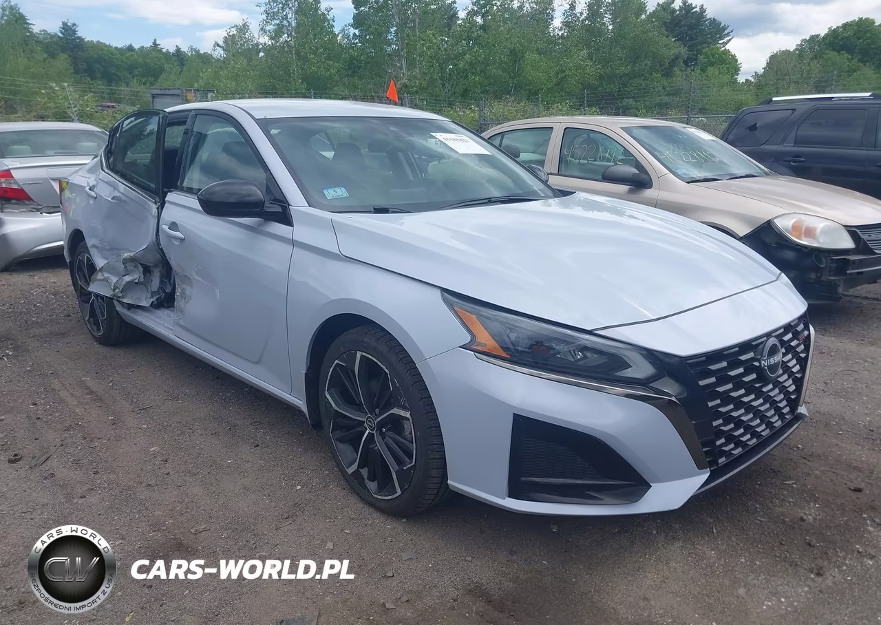 2023 Nissan Altima Sr Intelligent Awd – zdjęcie 1 z 18