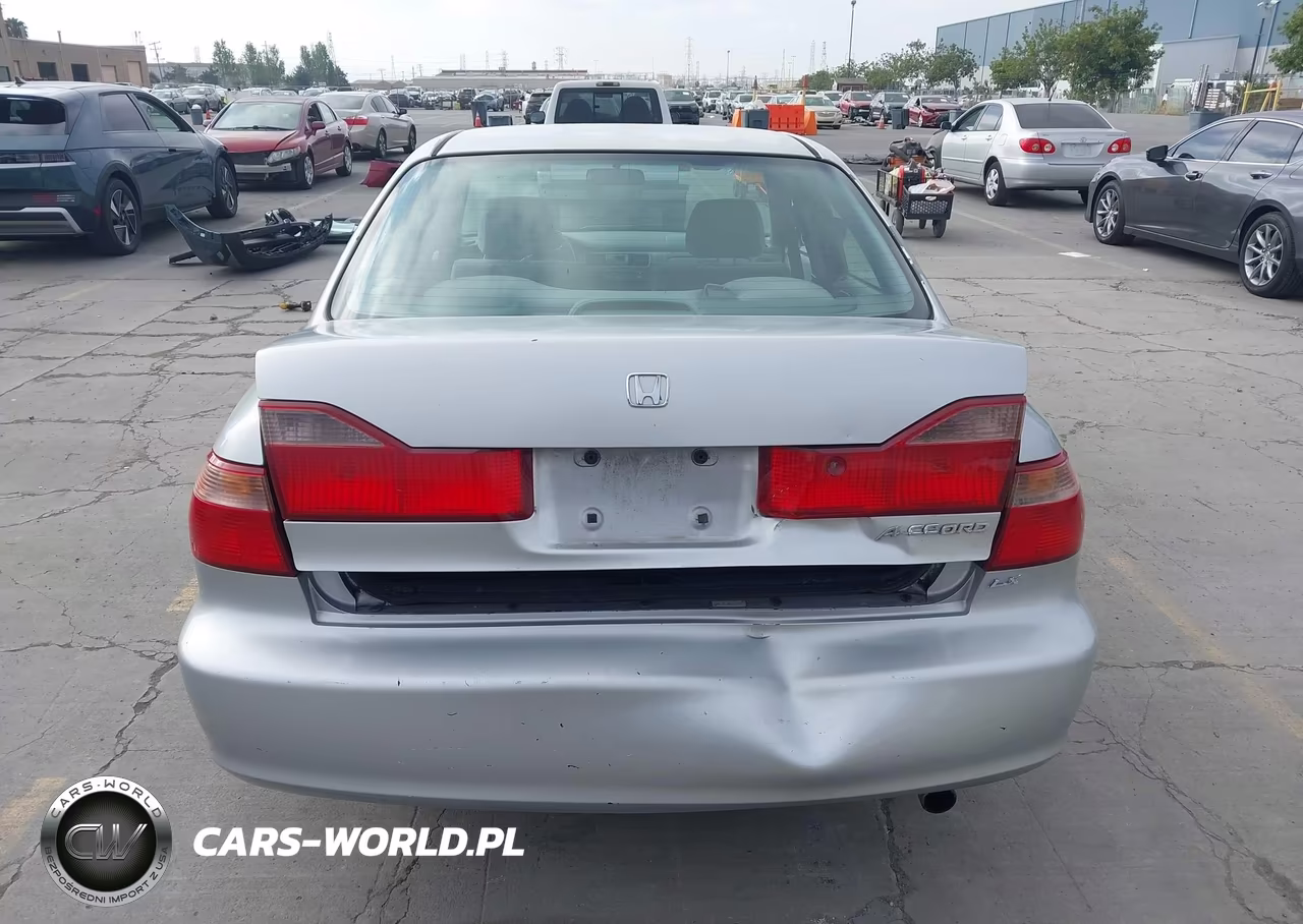 1998 Honda Accord Lx VIN:1HGCG5648WA210317 - 16