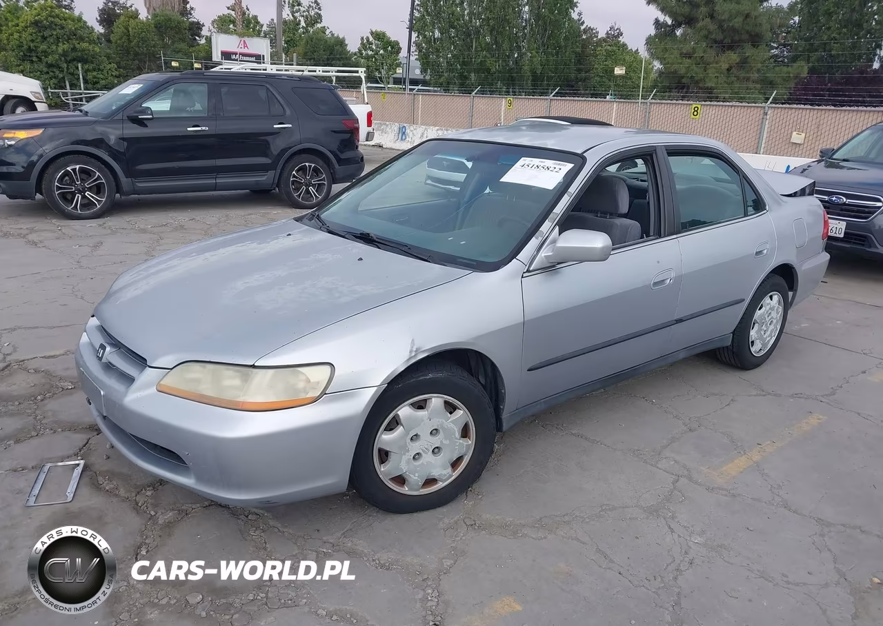 1998 Honda Accord Lx VIN:1HGCG5648WA210317 - 2