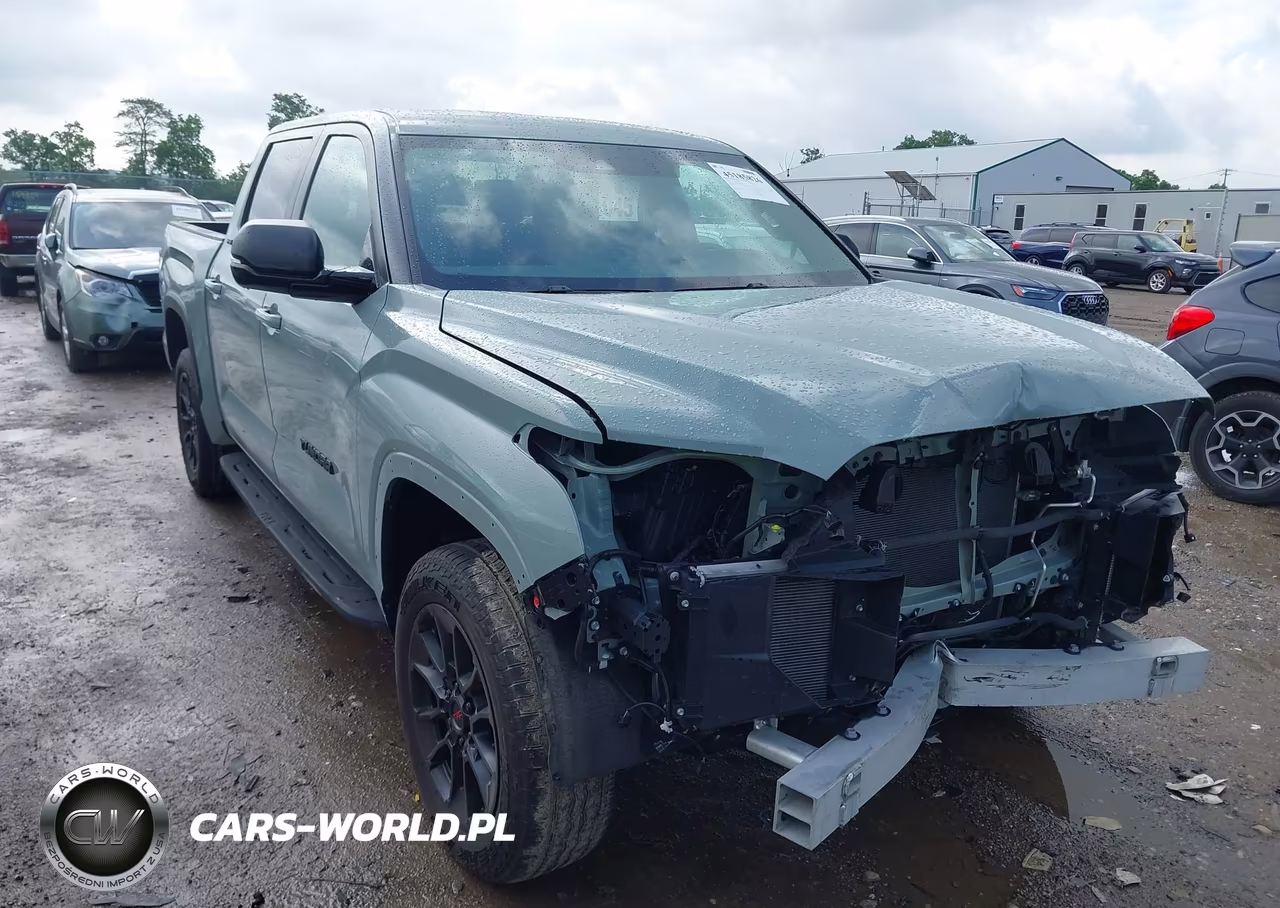 2025 Toyota Tundra Sr5 – zdjęcie 1 z 10