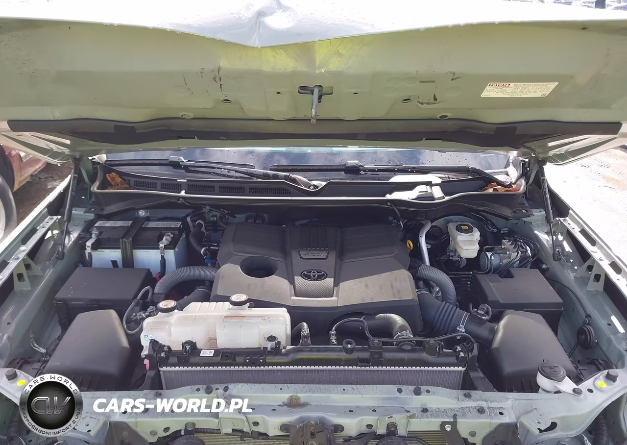 2025 Toyota Tundra Sr5 VIN:5TFLA5DB8SX250695 - 10