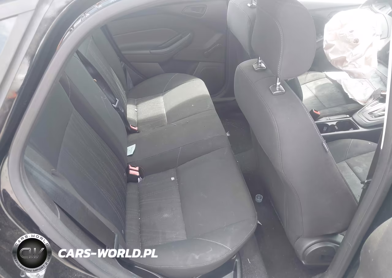 2017 Ford Focus S VIN:1FADP3E24HL219049 - 8