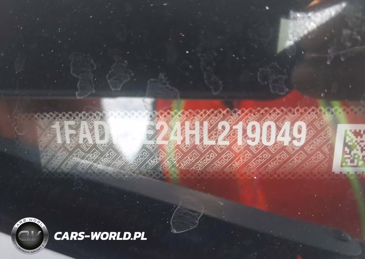 2017 Ford Focus S VIN:1FADP3E24HL219049 - 9