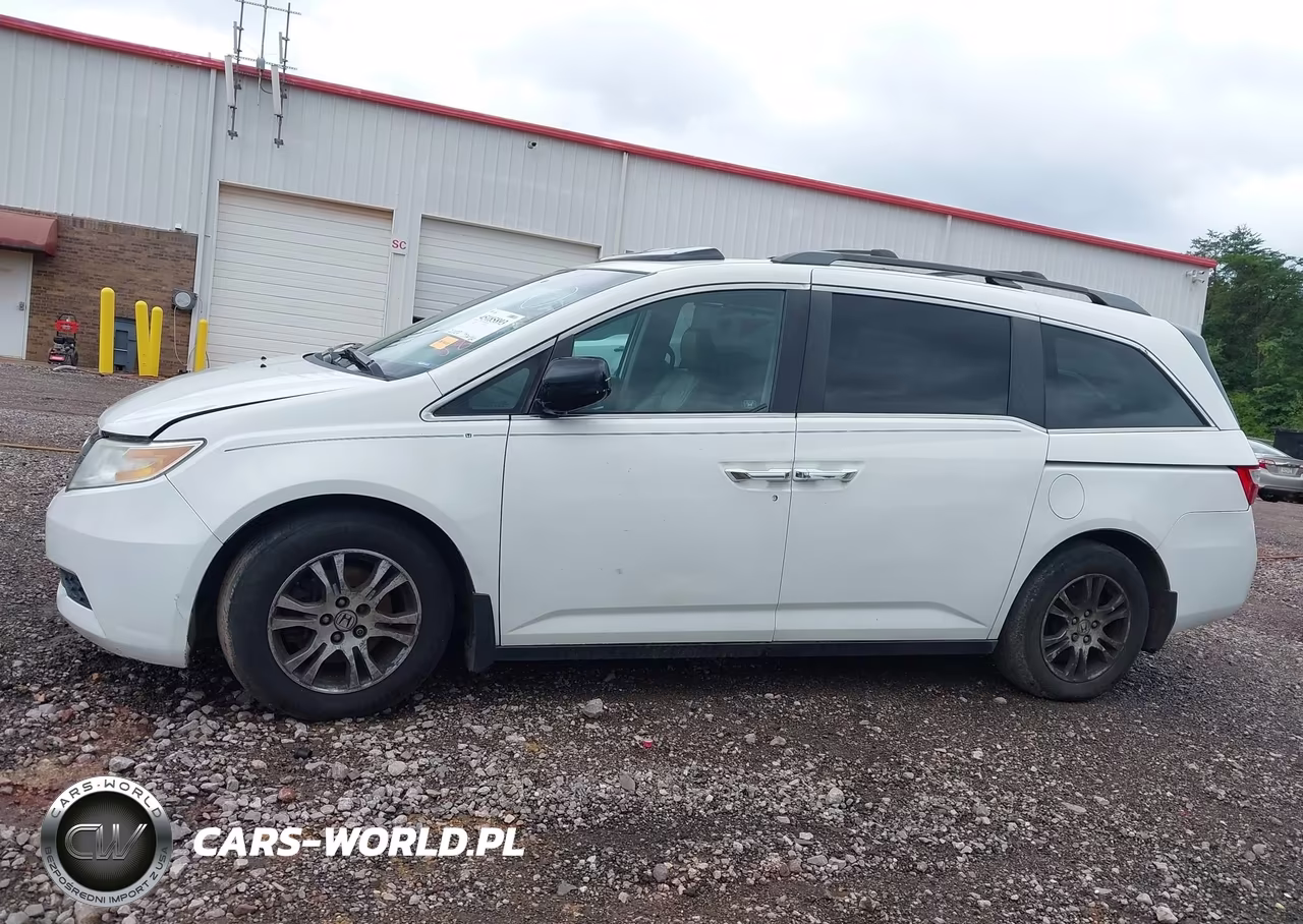 2011 Honda Odyssey Ex-L VIN:5FNRL5H63BB084601 - 14
